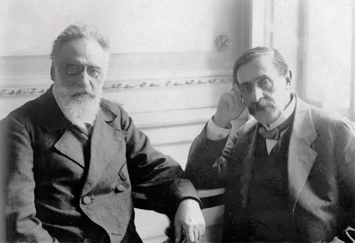 Адвокаты В. М. Бобрищев-Пушкин и Я. С. Гурович